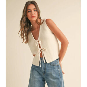 Miou Muse Tie Front Knit Sweater Vest Ivory Cream Sleeveless Casual Size M